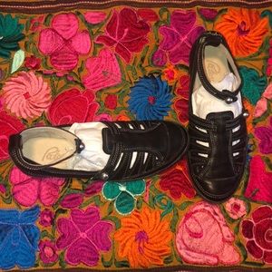 Strappy Flats Black Leather